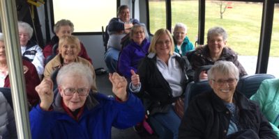 916722427-happy-bus_28393960759_o