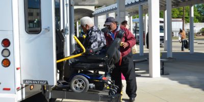 921745804-lift-at-station_28393962129_o